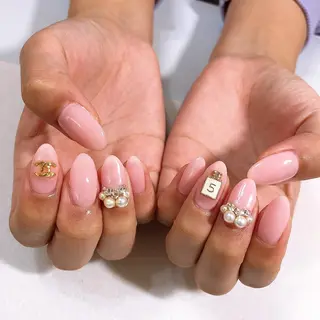 ネイル VIOLUS所属・VIOLUS 関目のネイルデザイン