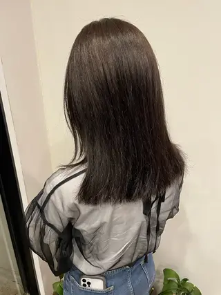 セミロング カラー トヨシマ シュウトのヘアスタイル