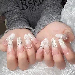 ネイル HEAVEN BEAUTY  & NAIL SALON所属・馬詰 にゅんのネイルデザイン