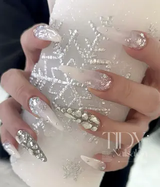 ネイル TIDY M&Mのネイルデザイン