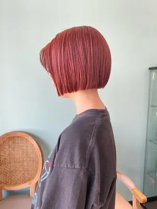 ショート カラー 藤井 貴美子のヘアスタイル