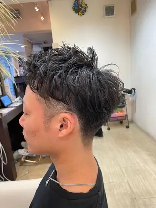 ショート パーマ メンズ メンズパーマ 赤司 泰樹のヘアスタイル