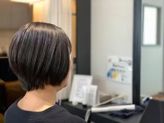 ショート 川村 綾のヘアスタイル