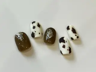 ネイル NAKAKARIYA .Rのネイルデザイン