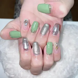 ネイル The Best Beauty受付担当のヘアスタイル