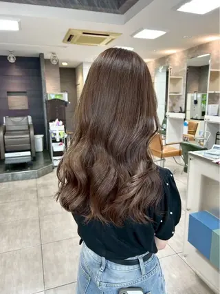 カラー ハイトーンカラー✨ 慶田玲和のヘアスタイル