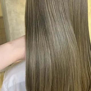 ロング ぱつっとボブ/Wカラ ー/ことこ🍒のヘアスタイル