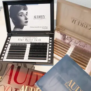 マツエク・マツパ .mel 【ドットメル】のマツエク・マツパデザイン