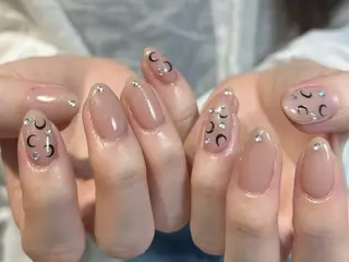 ネイル uri☺︎︎ natsumiのネイルデザイン