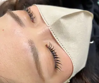 マツエク・マツパ Eyeherbskin所属・札幌東区・デザイン まつげパーマのマツエク・マツパデザイン