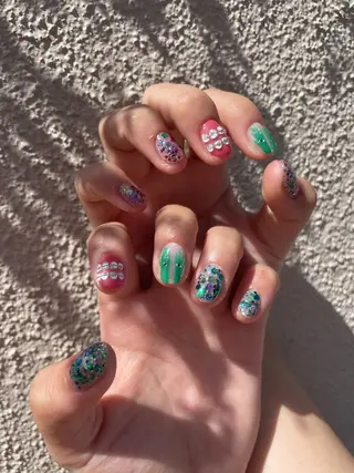 ネイル 岩山 直子のネイルデザイン