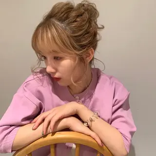 ミディアム カラー ヘアアレンジ 🎀taro ブリーチなしカラーのヘアスタイル