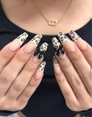 ネイル JENNY ANA.CHUOのネイルデザイン