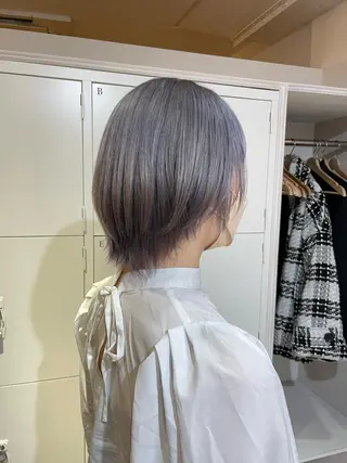 ショート カラー akane .のヘアスタイル