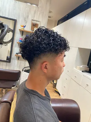 ショート パーマ メンズ メンズパーマ メンズカットYUKIのヘアスタイル
