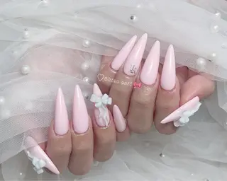 ネイル 〜Shine Nail〜【サイナネイル】パラジェル／ 長さだし／持ち込み／ワンホン／フィルイン所属・サイナ🎀 長さだし&デザインのネイルデザイン