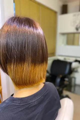 ショート カラー CRADLE Takeuchiのヘアスタイル