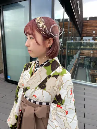 ショート ヘアアレンジ Yui. ハイトーン/パーマ/のヘアスタイル