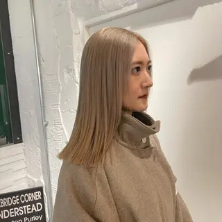 セミロング カラー nameless miichiのヘアスタイル