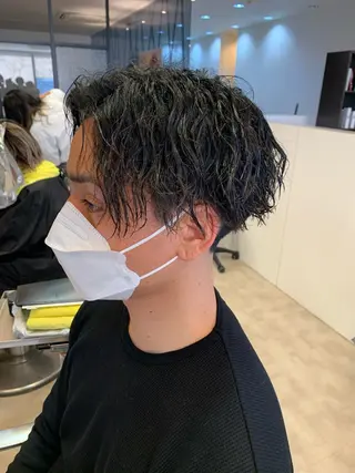 ミディアム メンズ メンズパーマ/難波/ 心斎橋　室園亮佑のヘアスタイル