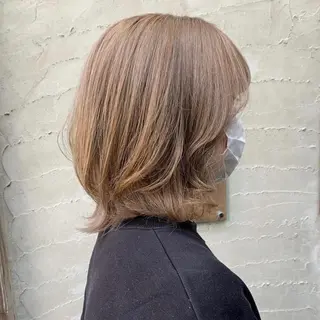 ミディアム カラー 🎀ハイトーン/レイ ヤー/Reina🎀のヘアスタイル