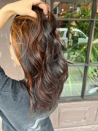 セミロング カラー 川越 輝梨奈のヘアスタイル