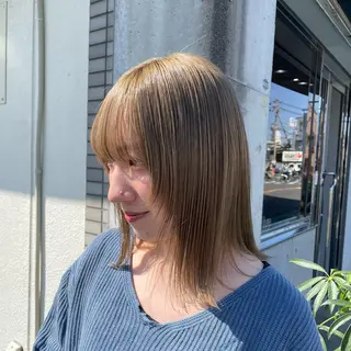 ミディアム カラー シモダ クルミのヘアスタイル