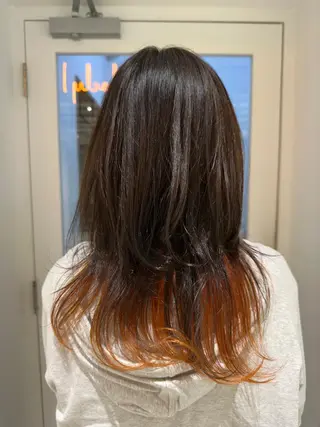 セミロング カラー MAO SHIRATOのヘアスタイル