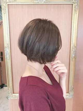 ショート Lond enikaのヘアスタイル