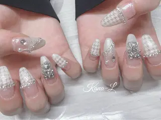 ネイル 芦辺 香奈のネイルデザイン