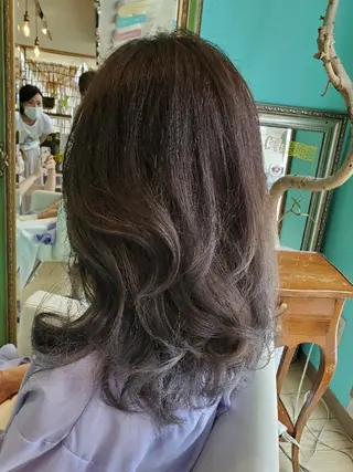 ロング カラー 田中 牧子のヘアスタイル