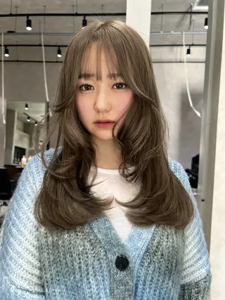 カラー nehus nagaoka所属・🖤複雑履歴ブリーチ Mizuki 🖤のヘアスタイル