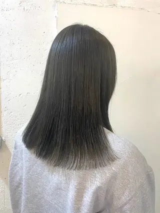 ロング 🌼U24 ヘアデザインラボのヘアスタイル