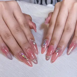 ネイル HITOMI 💝のネイルデザイン