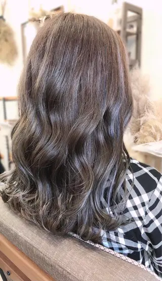 ロング カラー hair works raptureのヘアスタイル