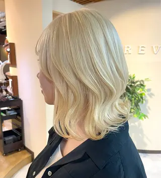 ミディアム 宮本 いぶきのヘアスタイル