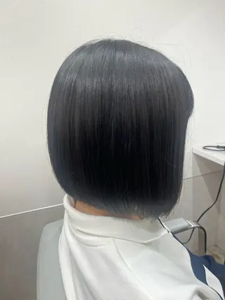 ショート ハラちゃんカット✂︎ 透明感🩵ケアカラーのヘアスタイル