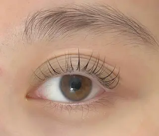 マツエク・マツパ Air+<PLUS>森下店所属・橋本 朋佳のマツエク・マツパデザイン