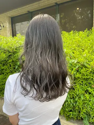 ロング 瀬川 響音のヘアスタイル
