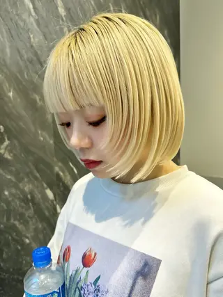 ショート カラー 🦋レイヤーカット ミドリカワ🦋のヘアスタイル