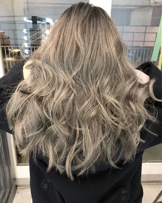 カラー レイヤーカット BLend 渋谷のヘアスタイル