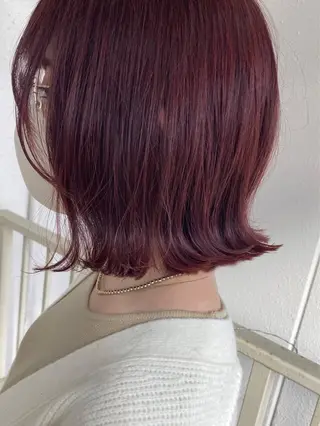ミディアム roka ノゾミのヘアスタイル