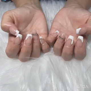 ネイル T-Rich所属・高野 沙玖良のネイルデザイン