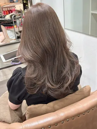 ロング カラー cache cache 表参道所属・田中 結菜のヘアスタイル