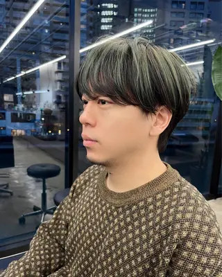 ショート カラー メンズ ダブルカラー/ ケアブリーチ/クニトのヘアスタイル