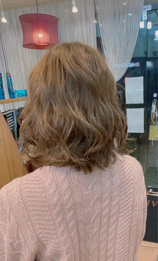 ミディアム カラー特化 横川　翔希のヘアスタイル