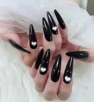 ネイル &ME サンのネイルデザイン