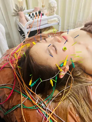 美容鍼灸サロン mahoroba院長のエステ・リラクイメージ