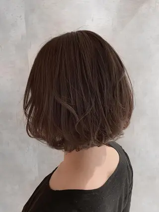 ショート ANDO HIKARIのヘアスタイル