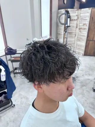 パーマ メンズ 椎木 琉聖のヘアスタイル